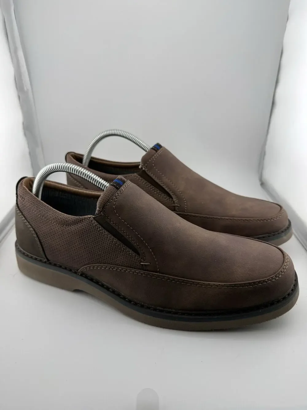 NWOB Dunn Bush Shoes Conway Slip On Loafers Brown 81246-20 Size 9.5